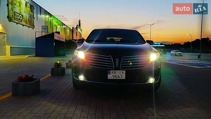 Внедорожник / Кроссовер Lincoln MKT 2017 в Виннице