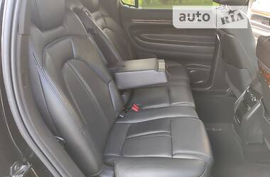 Минивэн Lincoln MKT 2016 в 