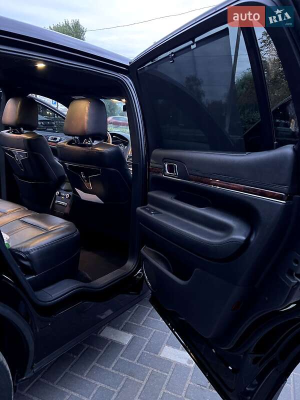 Внедорожник / Кроссовер Lincoln MKT 2016 в Житомире