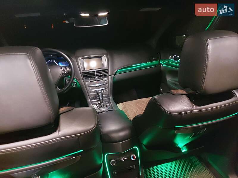 Внедорожник / Кроссовер Lincoln MKT 2017 в Виннице
