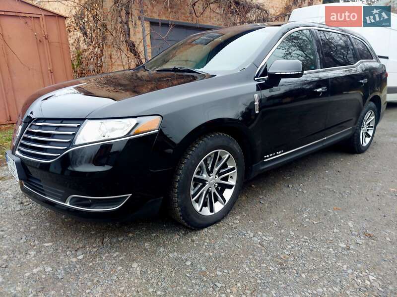 Внедорожник / Кроссовер Lincoln MKT 2017 в Виннице
