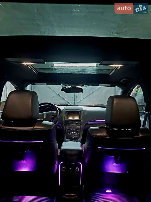 Внедорожник / Кроссовер Lincoln MKT 2017 в Виннице