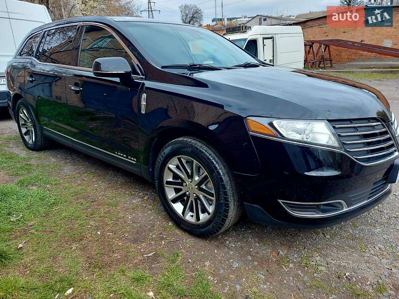 Внедорожник / Кроссовер Lincoln MKT 2017 в Виннице