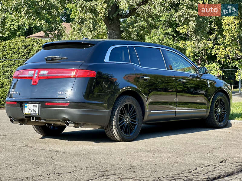 Внедорожник / Кроссовер Lincoln MKT 2016 в Киеве