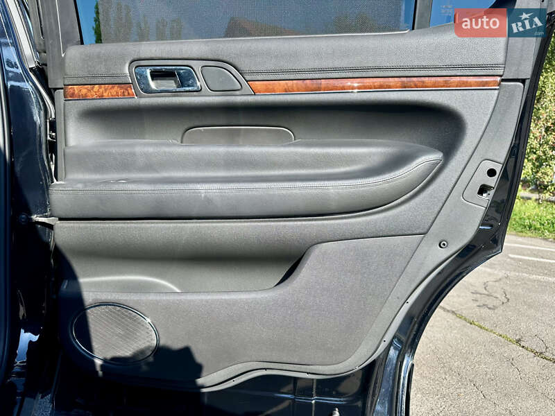 Внедорожник / Кроссовер Lincoln MKT 2016 в Киеве