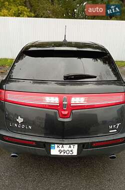 Внедорожник / Кроссовер Lincoln MKT 2012 в 