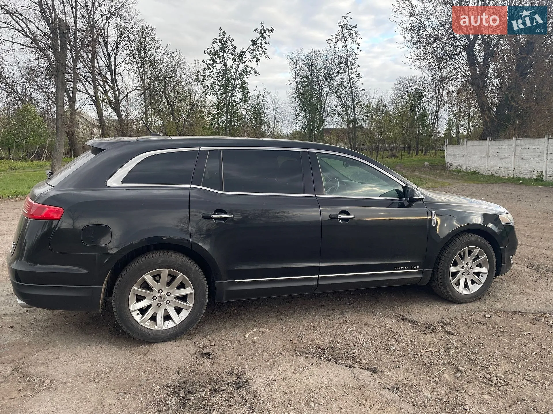 Lincoln MKT 2012