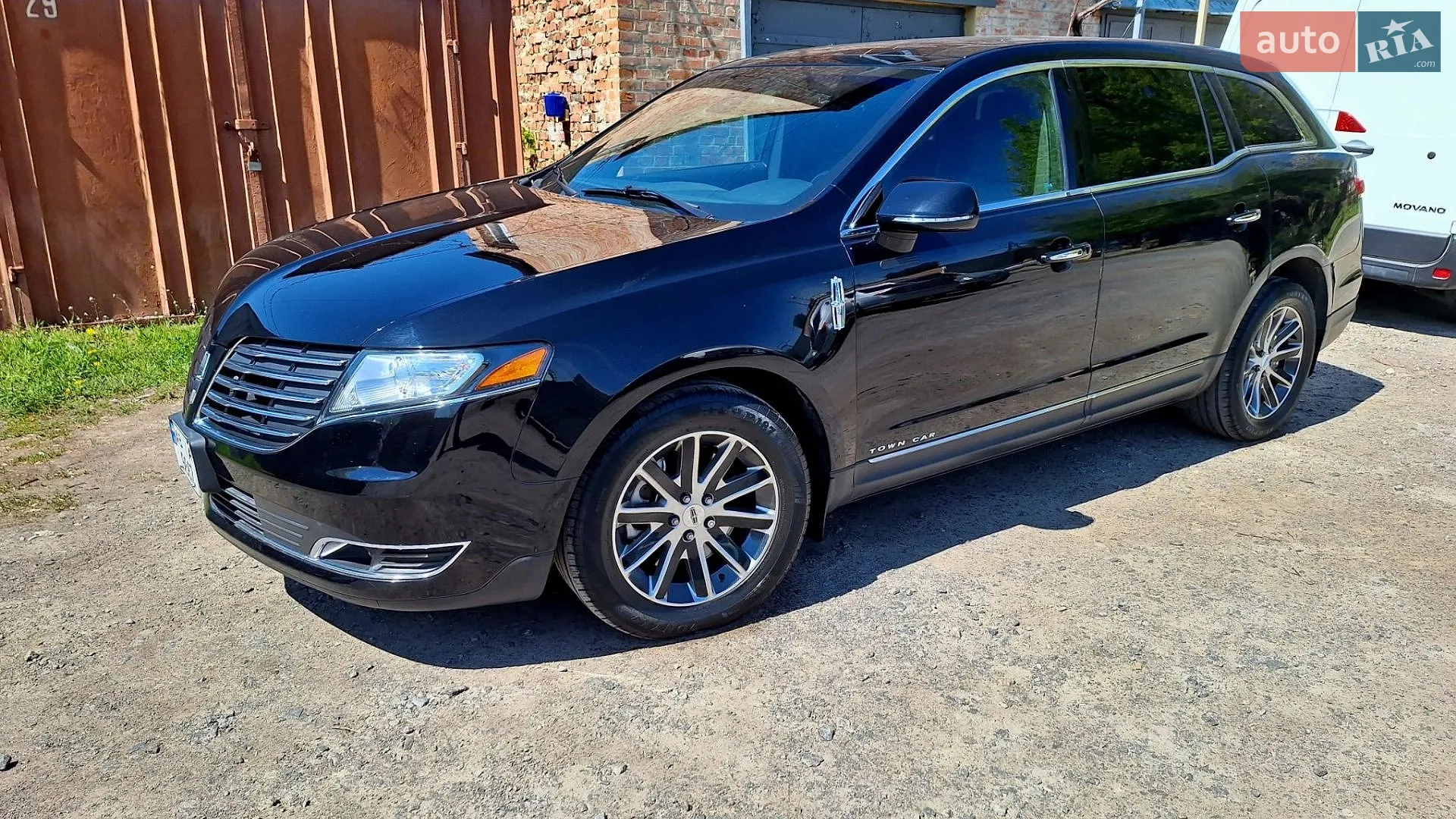 2017 Lincoln MKT - мініатюра 6