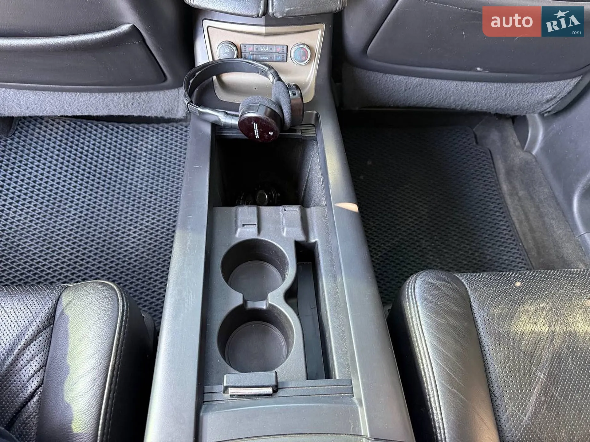 2012 Lincoln MKT - мініатюра 32