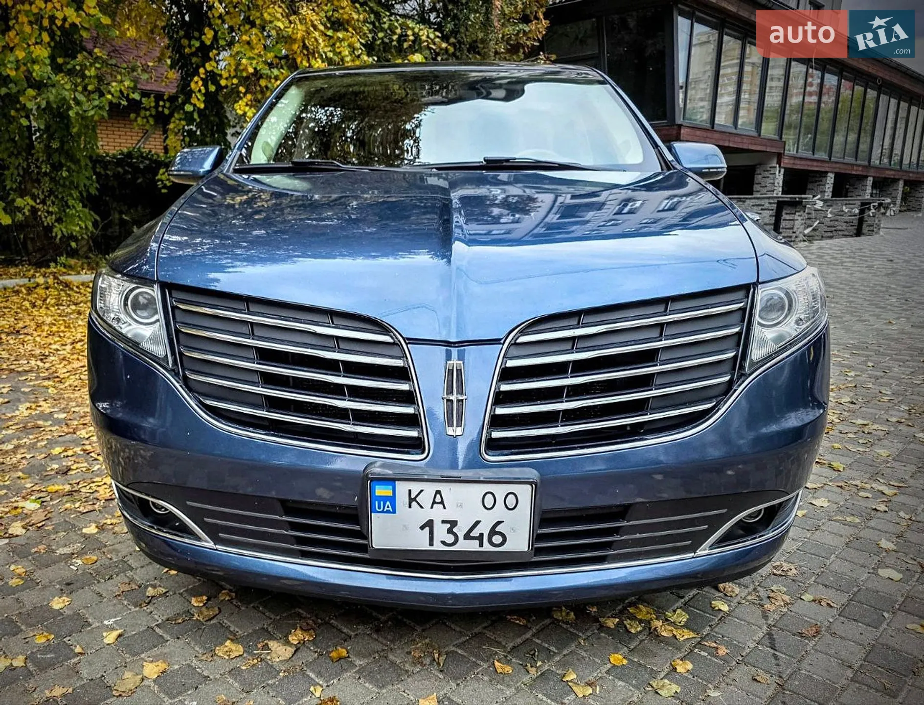 2019 Lincoln MKT - мініатюра 11