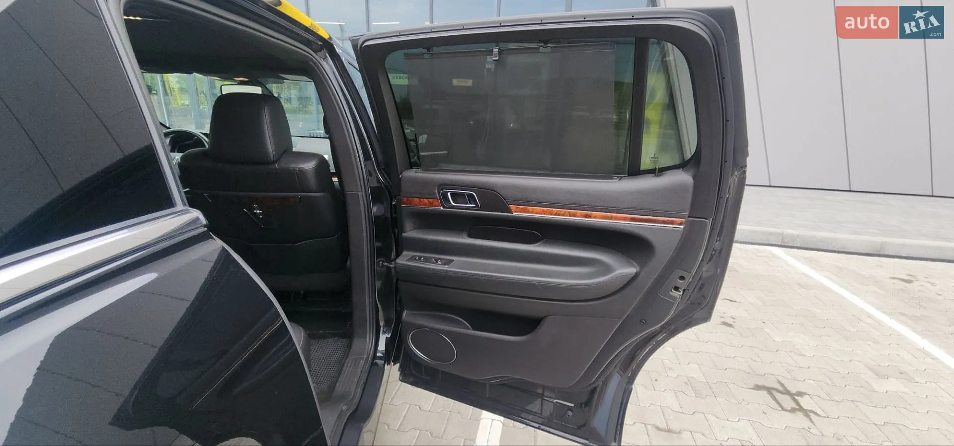 2015 Lincoln MKT - мініатюра 36