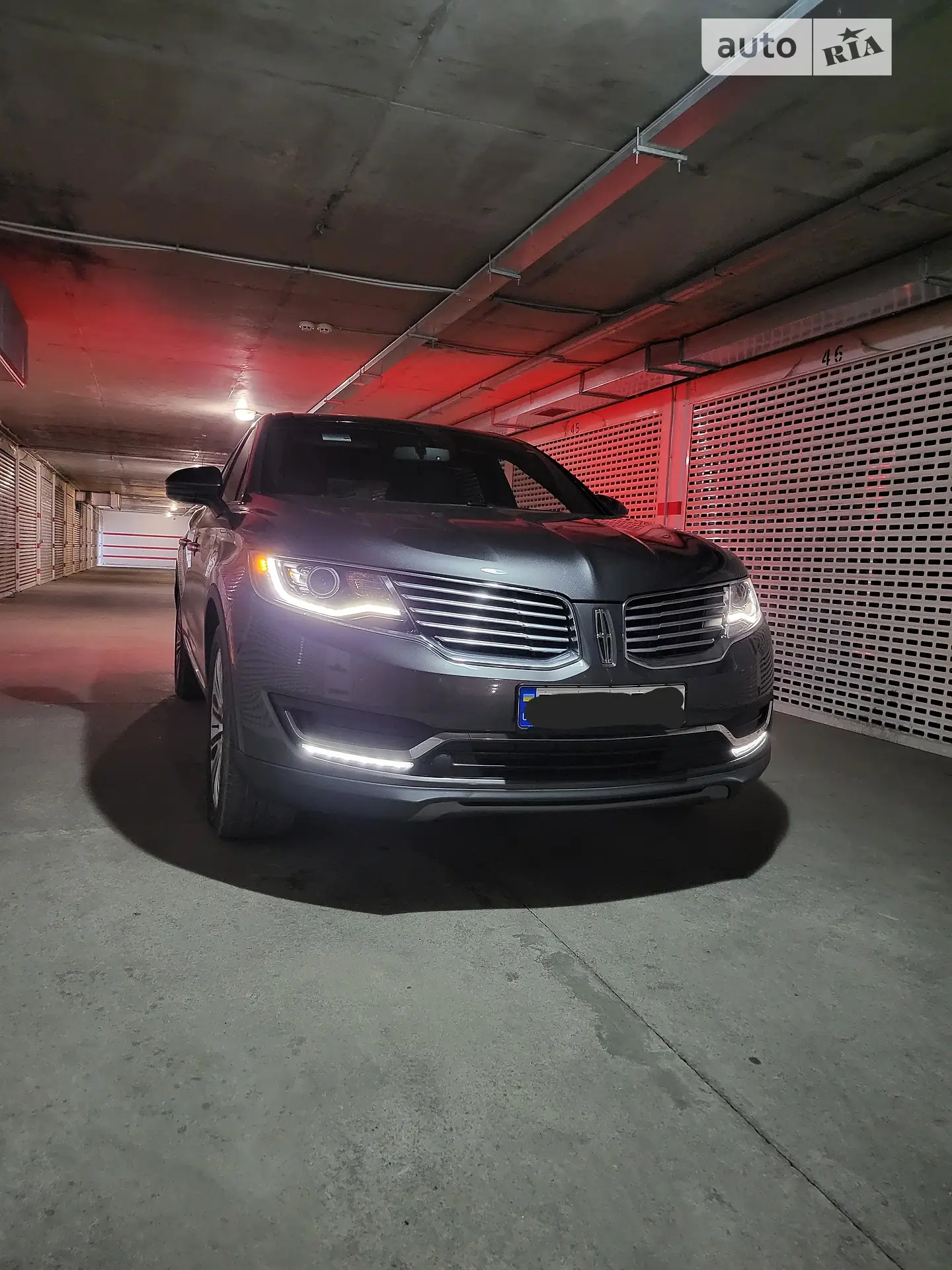 2017 Lincoln MKX - мініатюра 16