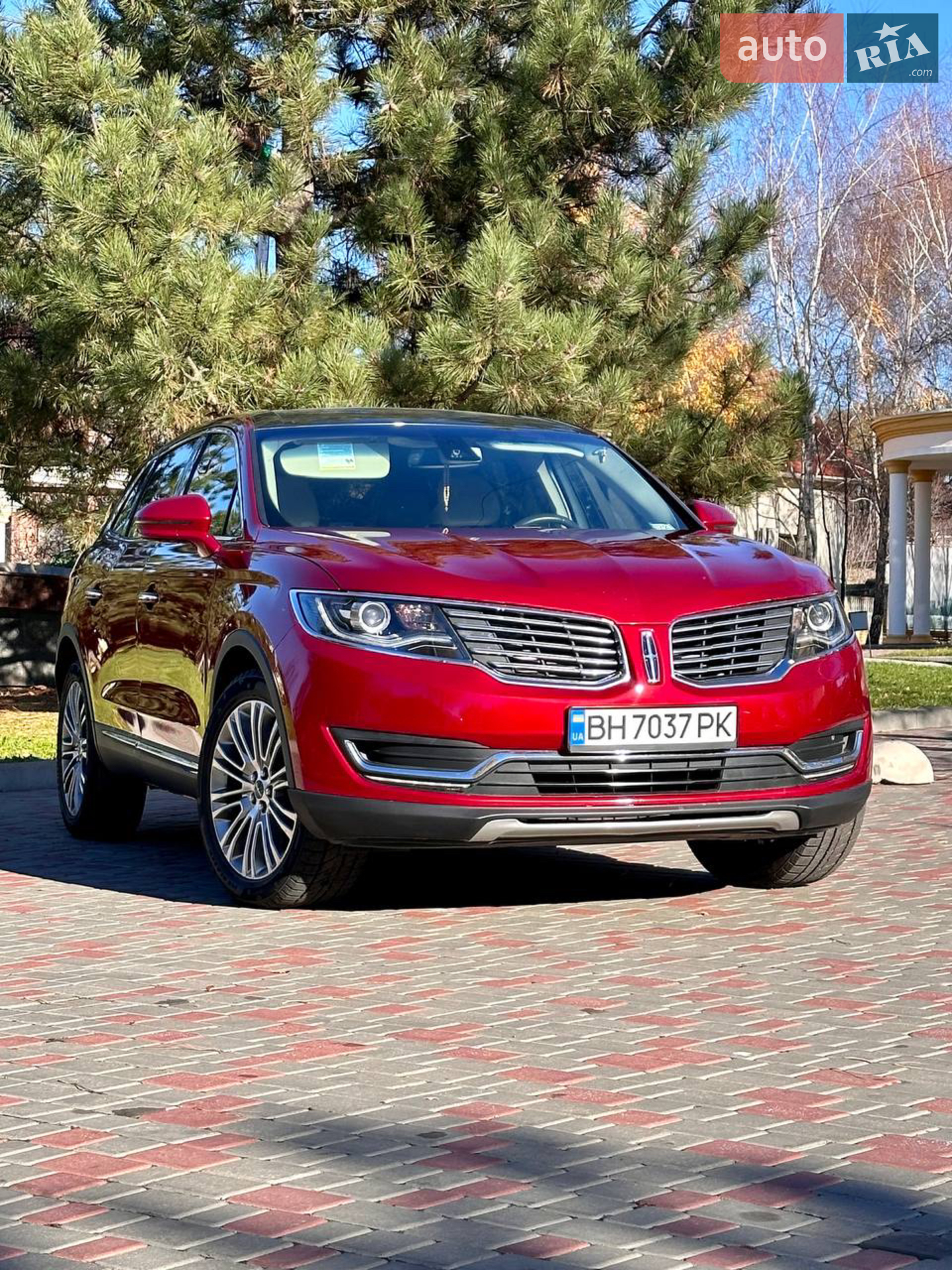 2017 Lincoln MKX - мініатюра 14