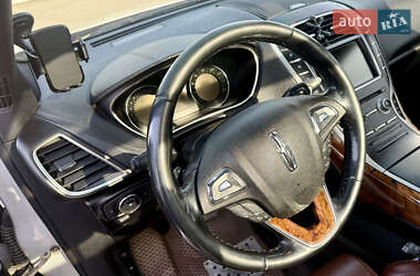Внедорожник / Кроссовер Lincoln MKX 2015 в 