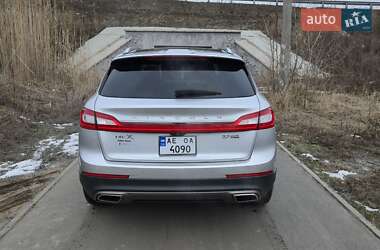 Внедорожник / Кроссовер Lincoln MKX 2016 в 