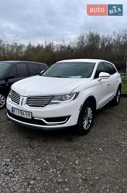 Позашляховик / Кросовер Lincoln MKX 2016 в 