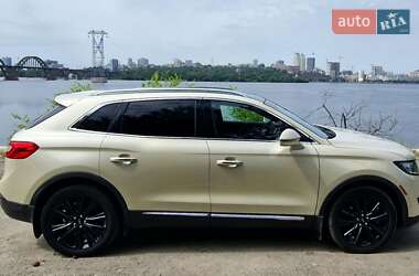 Внедорожник / Кроссовер Lincoln MKX 2016 в 
