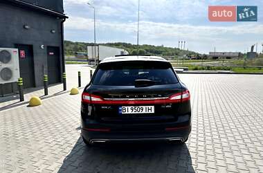 Внедорожник / Кроссовер Lincoln MKX 2015 в 