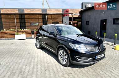 Внедорожник / Кроссовер Lincoln MKX 2015 в 