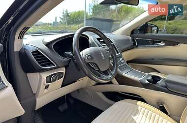 Внедорожник / Кроссовер Lincoln MKX 2015 в 