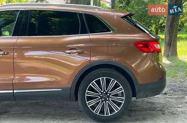 Внедорожник / Кроссовер Lincoln MKX 2018 в 