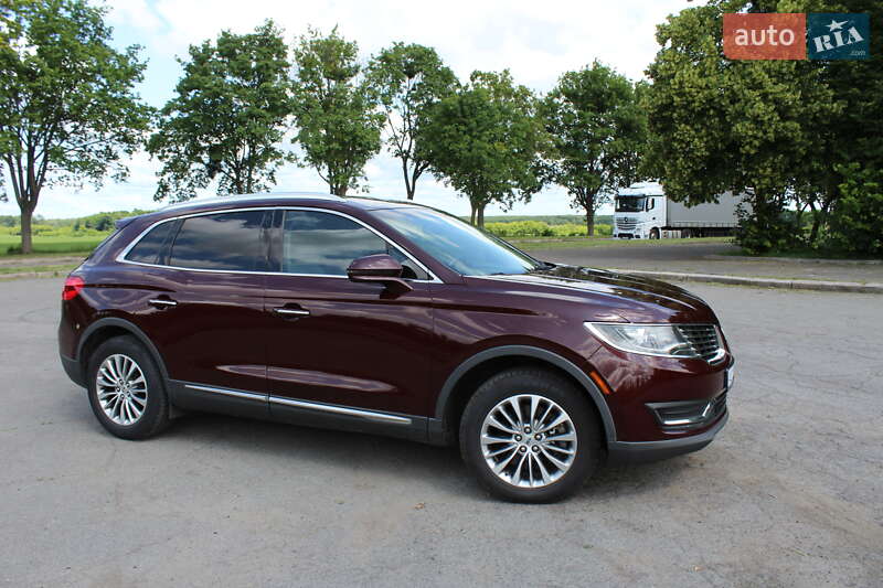 Внедорожник / Кроссовер Lincoln MKX 2017 в Владимире