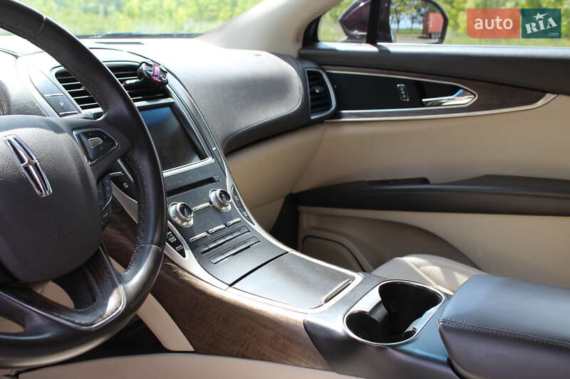 Внедорожник / Кроссовер Lincoln MKX 2017 в Владимире