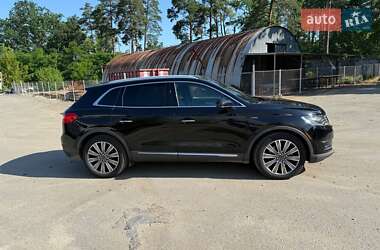 Внедорожник / Кроссовер Lincoln MKX 2015 в 