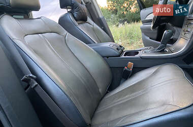 Внедорожник / Кроссовер Lincoln MKX 2011 в 