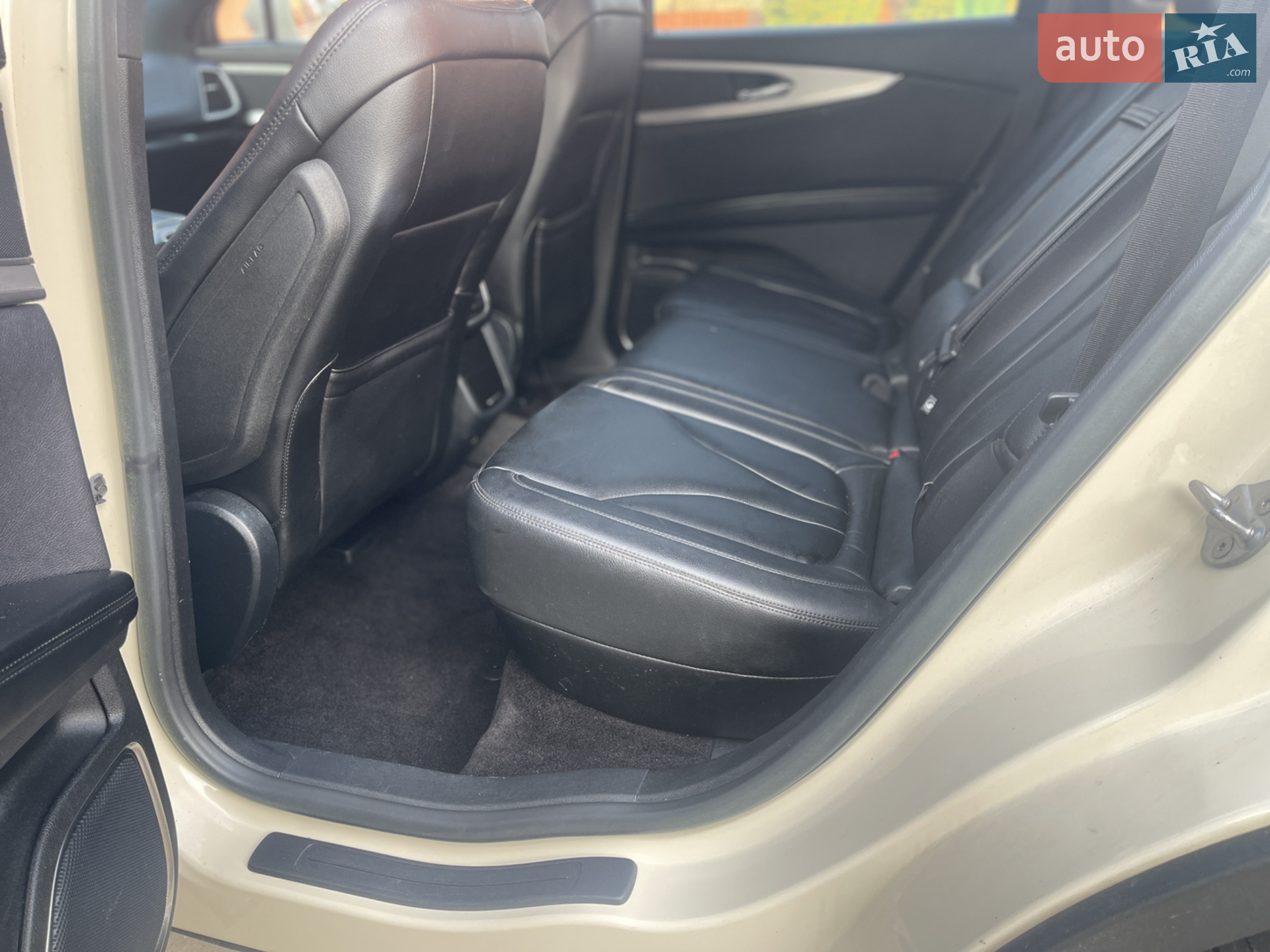 2015 Lincoln MKX - мініатюра 21