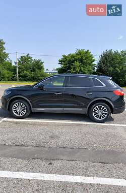 Внедорожник / Кроссовер Lincoln MKX 2016 в 