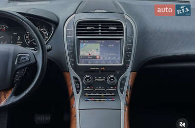 Внедорожник / Кроссовер Lincoln MKX 2017 в 
