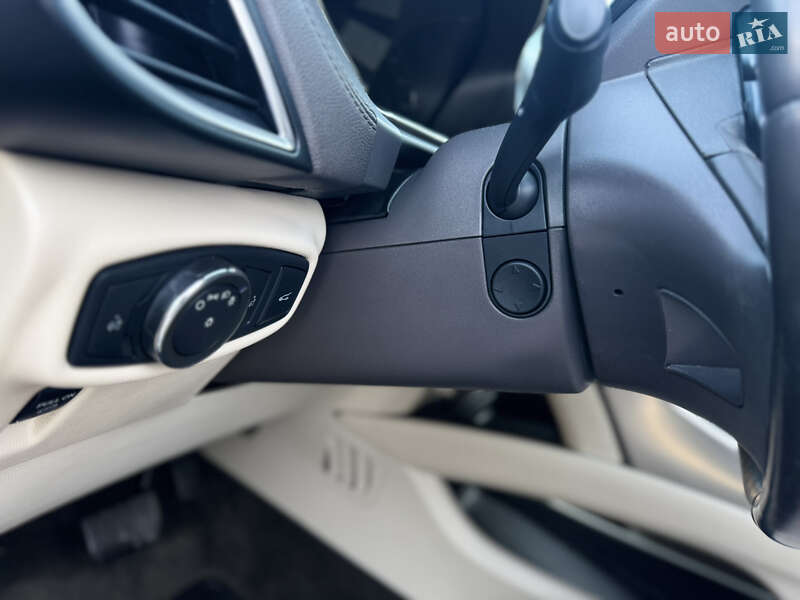 Внедорожник / Кроссовер Lincoln MKX 2015 в Черновцах