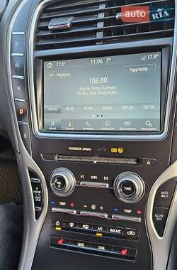 Позашляховик / Кросовер Lincoln MKX 2018 в  фото 26 Позашляховик / Кросовер Lincoln MKX 2018 в