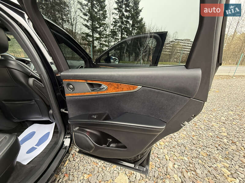 Внедорожник / Кроссовер Lincoln MKX 2015 в Трускавце