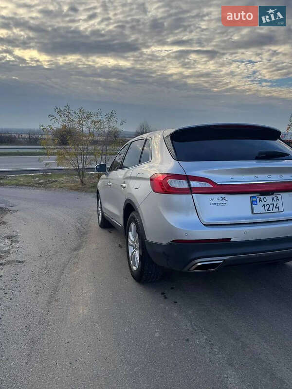 Внедорожник / Кроссовер Lincoln MKX 2017 в Киеве