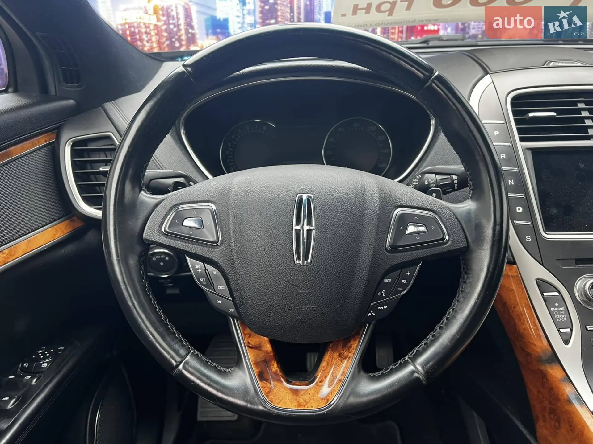 2017 Lincoln MKX - мініатюра 14