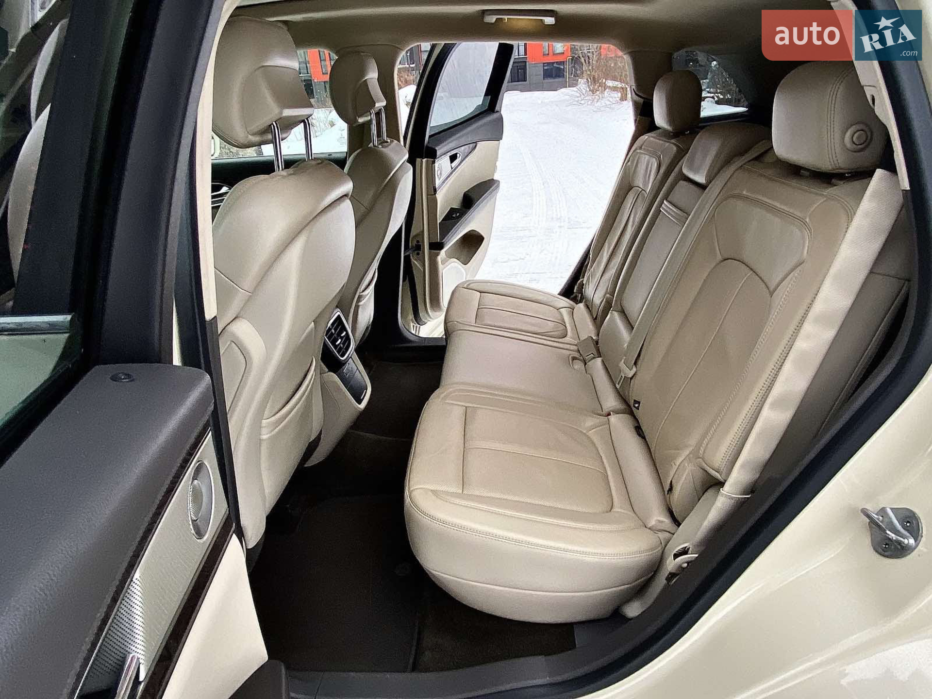 2016 Lincoln MKX - мініатюра 10