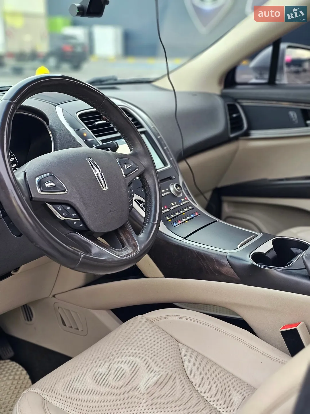 2016 Lincoln MKX - мініатюра 21