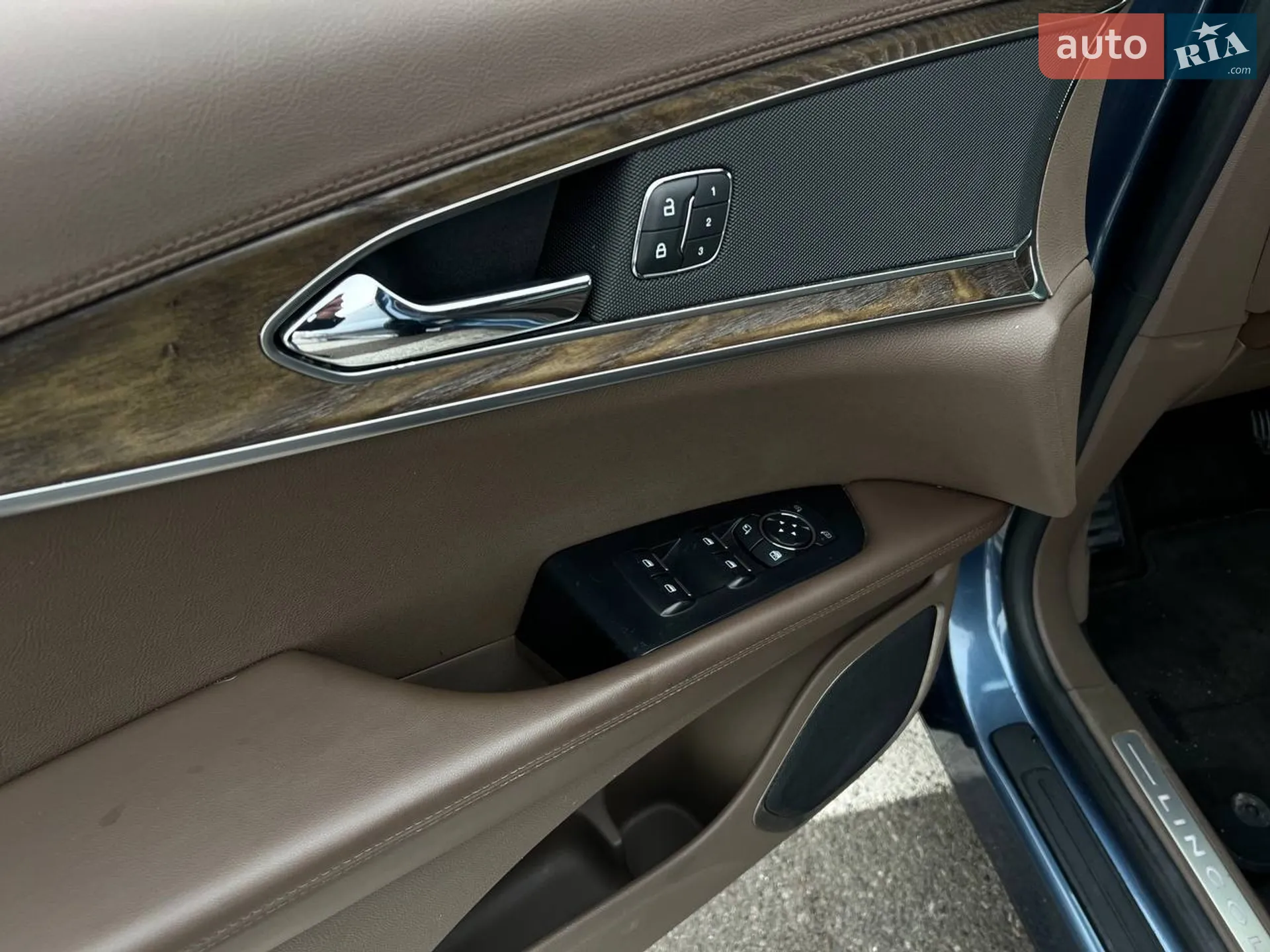 2018 Lincoln MKX - мініатюра 13