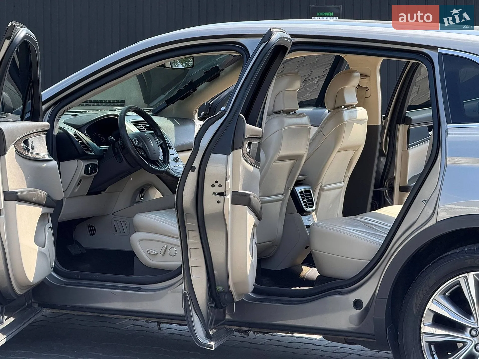 2015 Lincoln MKX - мініатюра 14