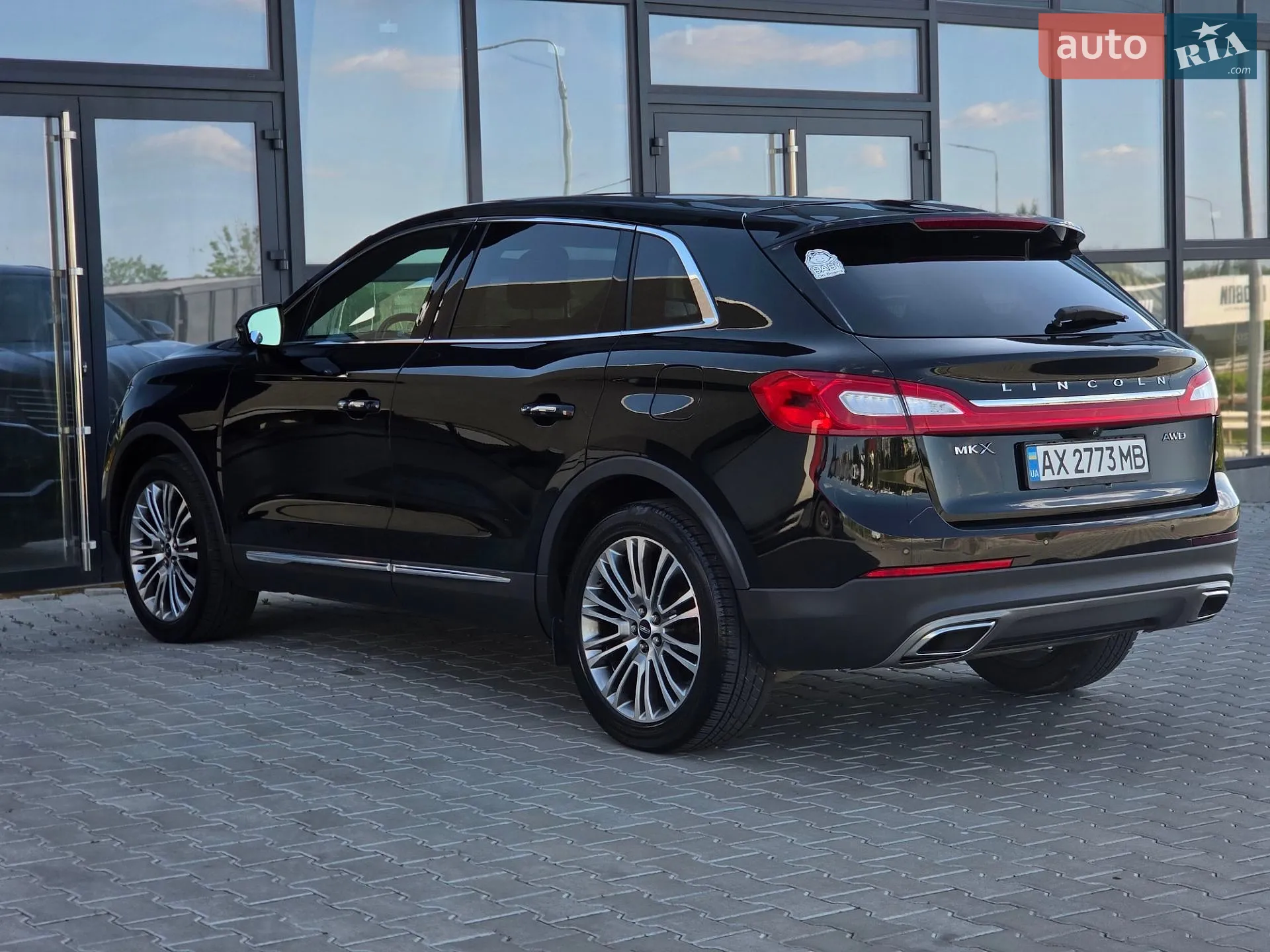 2016 Lincoln MKX - мініатюра 16