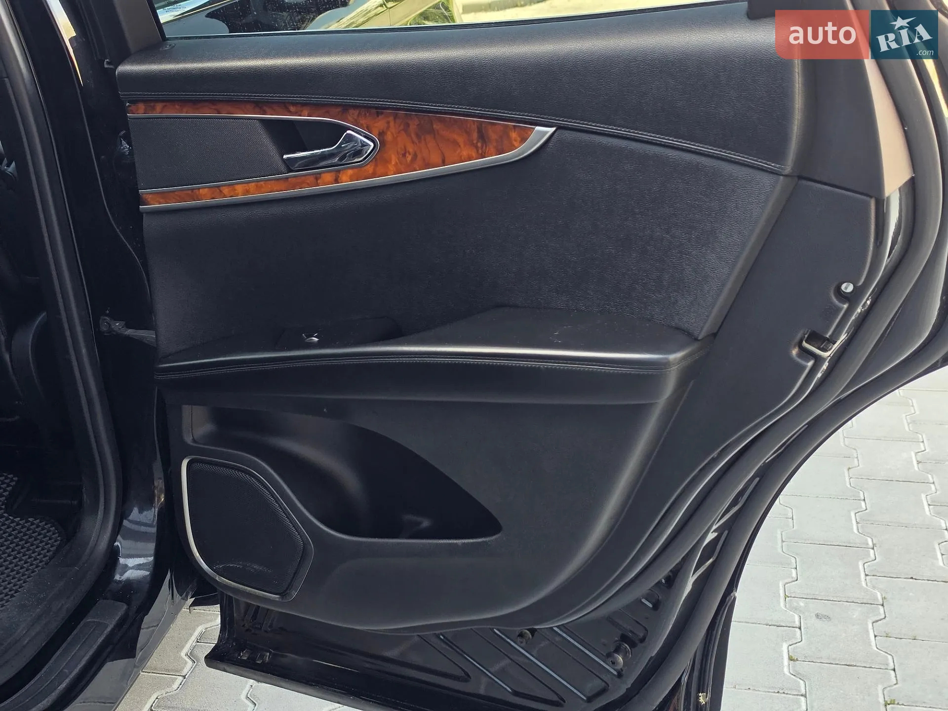 2016 Lincoln MKX - мініатюра 38