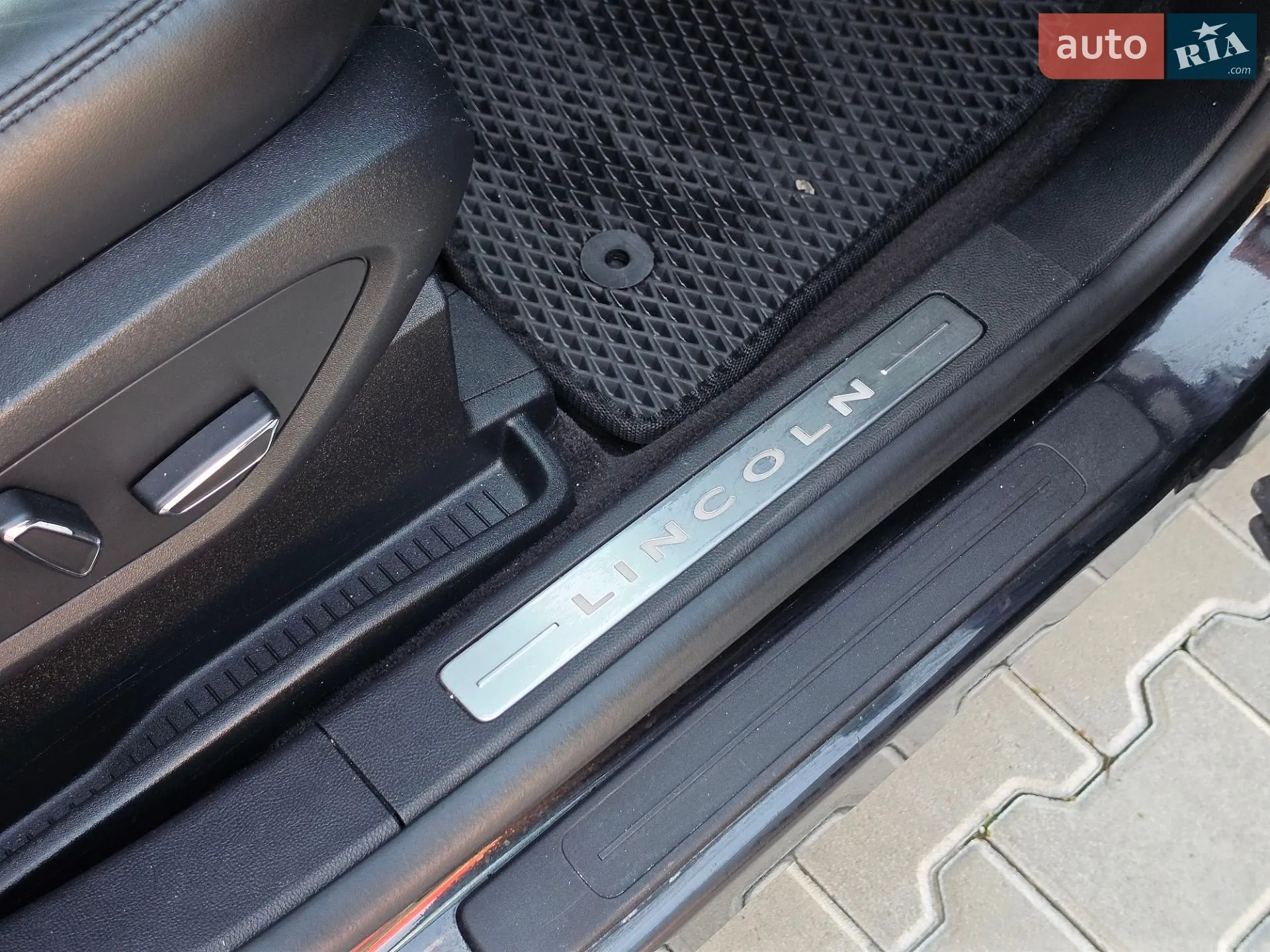 2016 Lincoln MKX - мініатюра 47