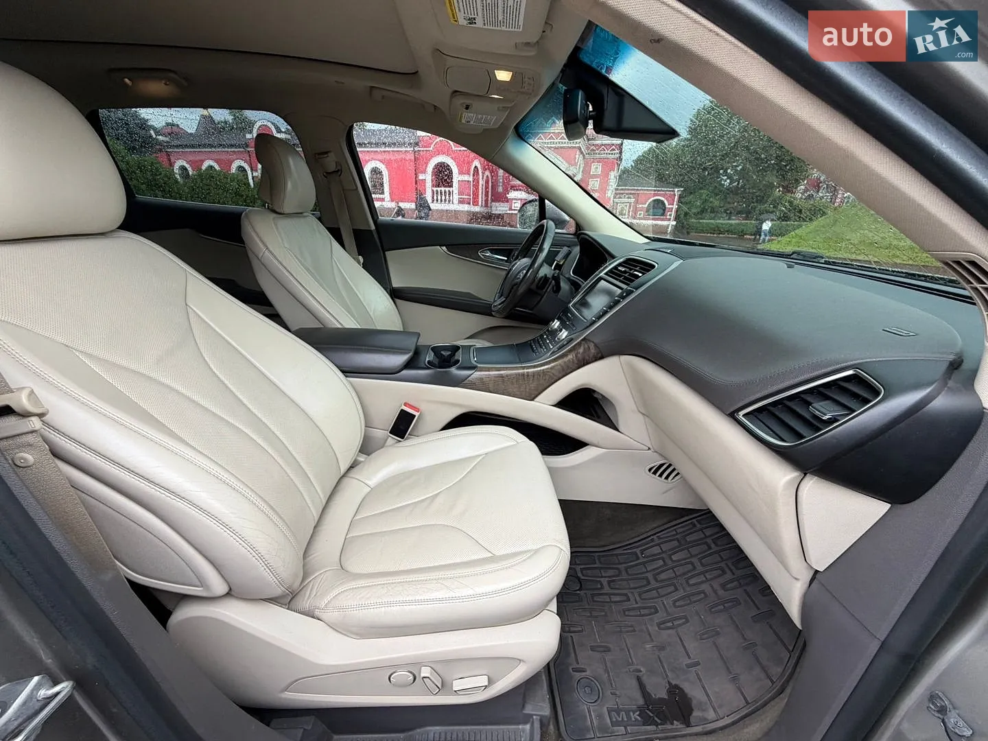 2015 Lincoln MKX - мініатюра 16