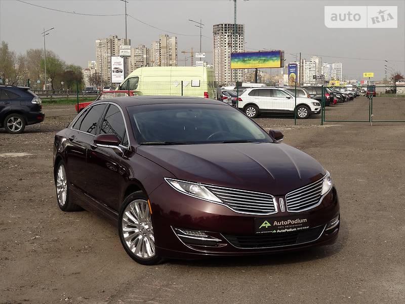 Lincoln MKZ 2013 года