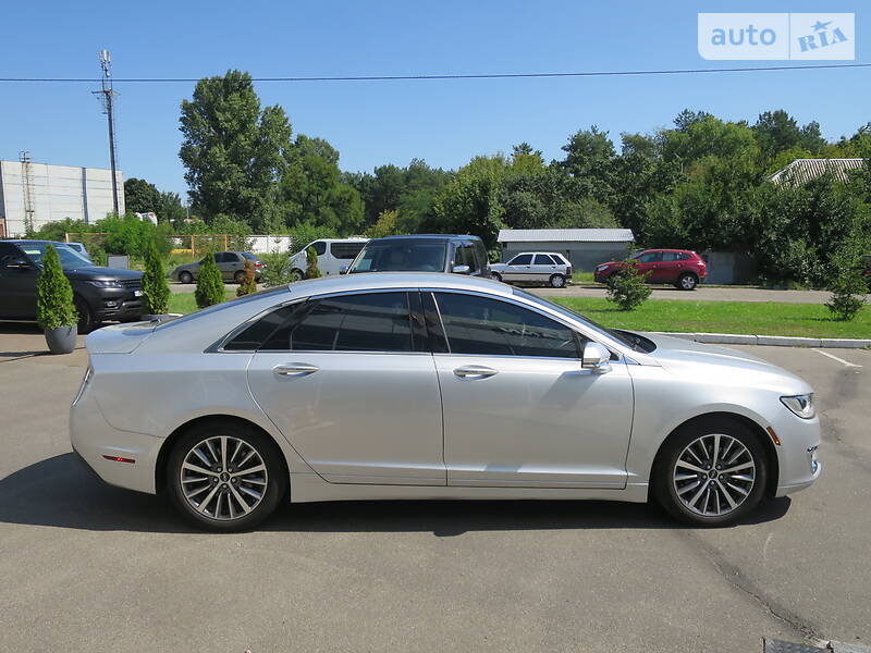 Седан Lincoln MKZ 2017 в Києві