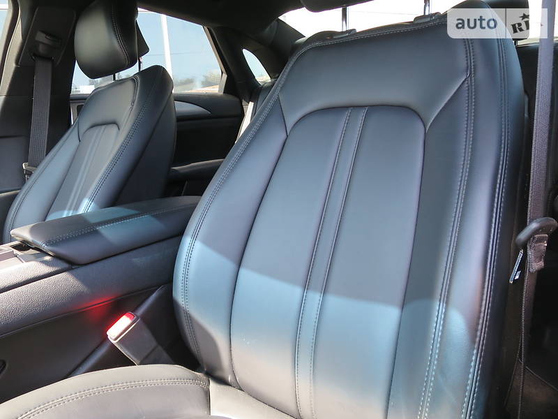 Седан Lincoln MKZ 2017 в Києві