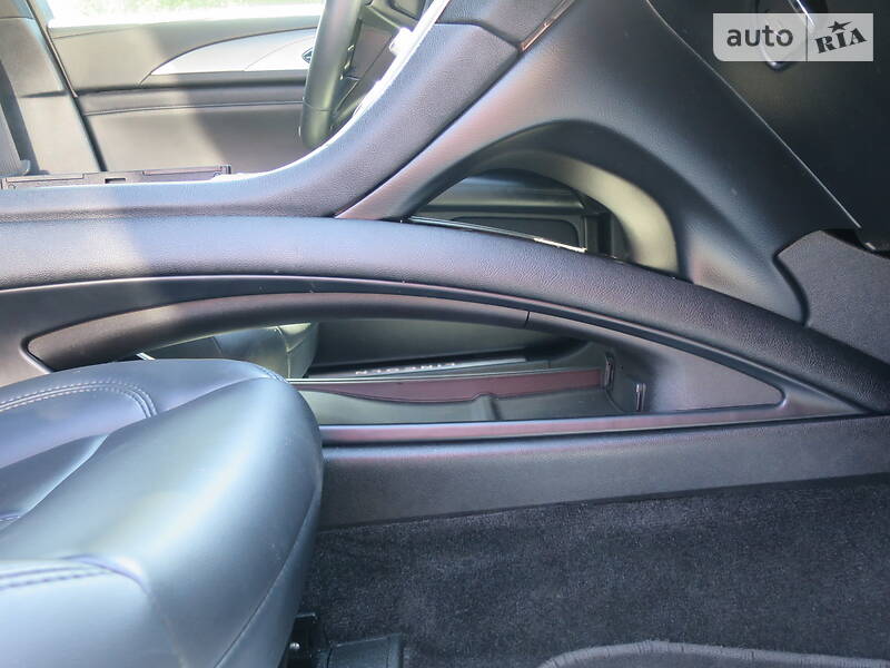 Седан Lincoln MKZ 2017 в Києві