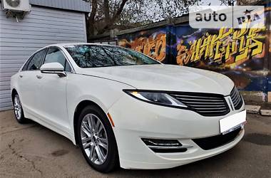 Lincoln MKZ 2014